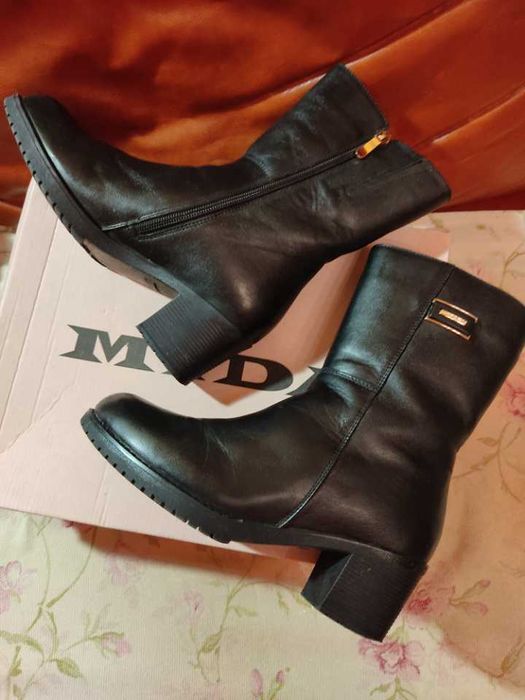 Чоботи 38 р., зимові черевики , Mida, черевики зима, чобітки