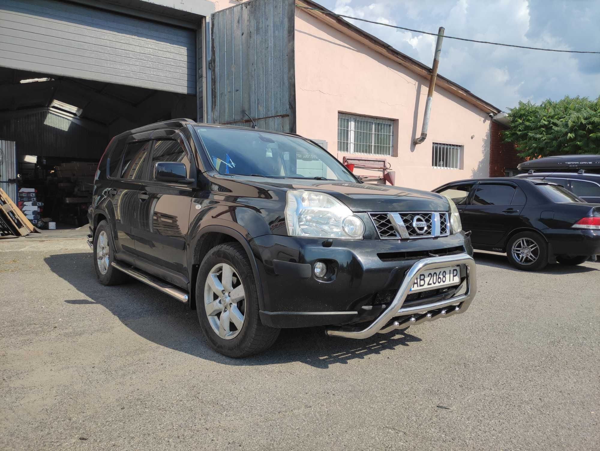 Пороги NISSAN X-TRAIL 2000 + 2015 2018  Бічні труби Обвес