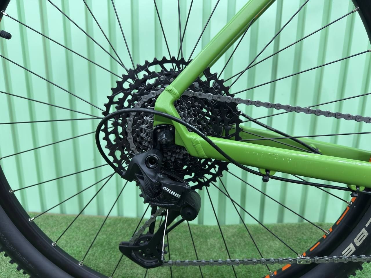 Акція Гірський МТВ L 29 Cube Analog HPA 2019рік Rock Shox