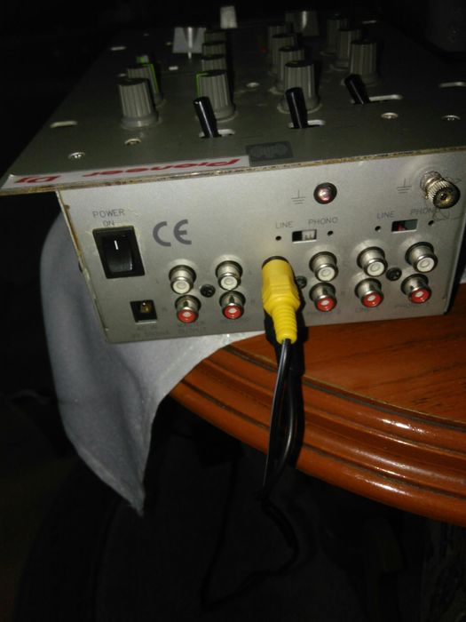 Sprzedam mixer audio