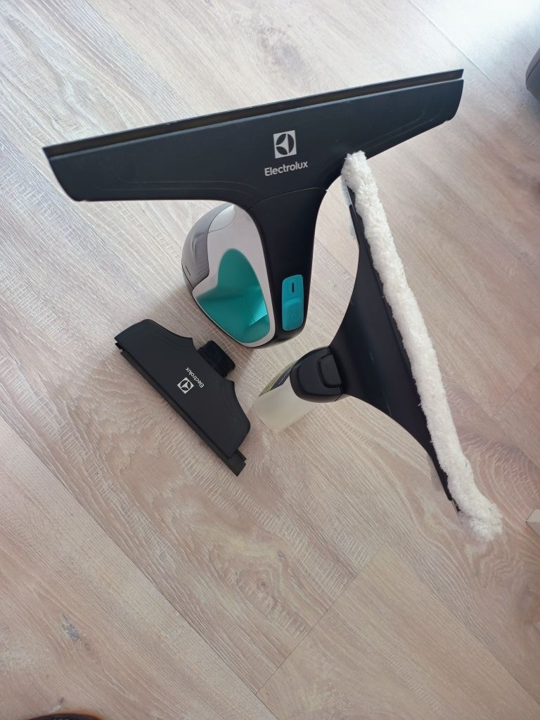 Myjka do okien Electrolux WELL S7 WS71-4AS.