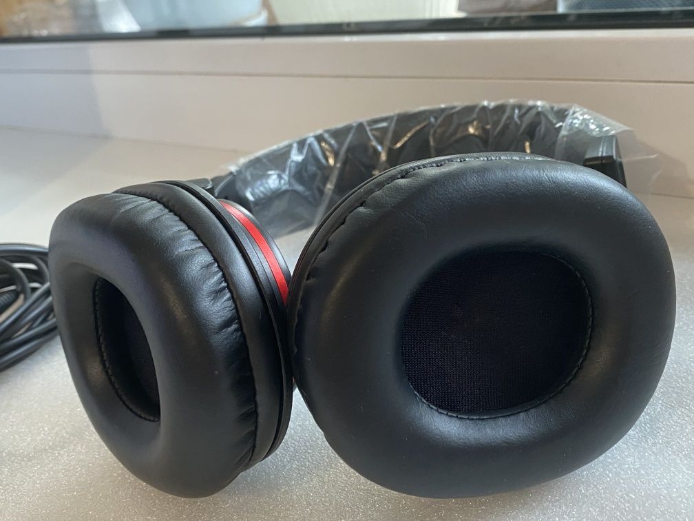 Комплект для звукозапису Focusrite Звукова карта, мікрофон, навушники