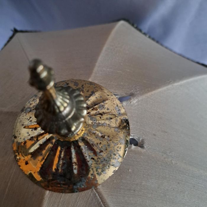 Lampa z kloszem figurka dama dziewczyna lampka nocna oświetlenie