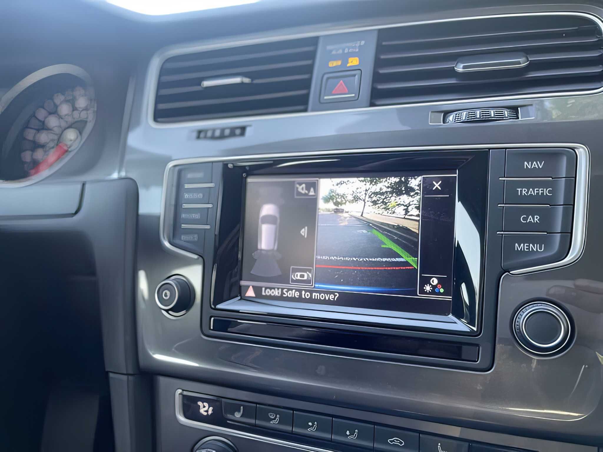 2015 Volkswagen e-Golf