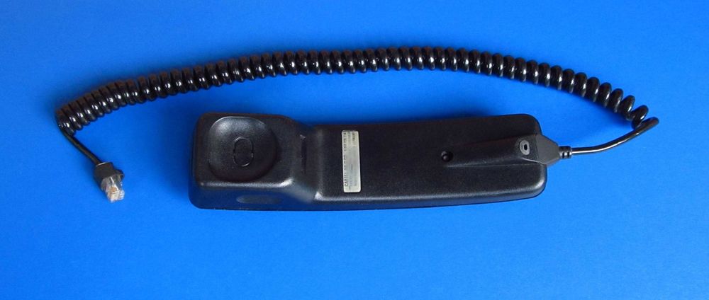 Трубка автотелефона BOSCH Cartel Mercedes BMW Audi 8698836114