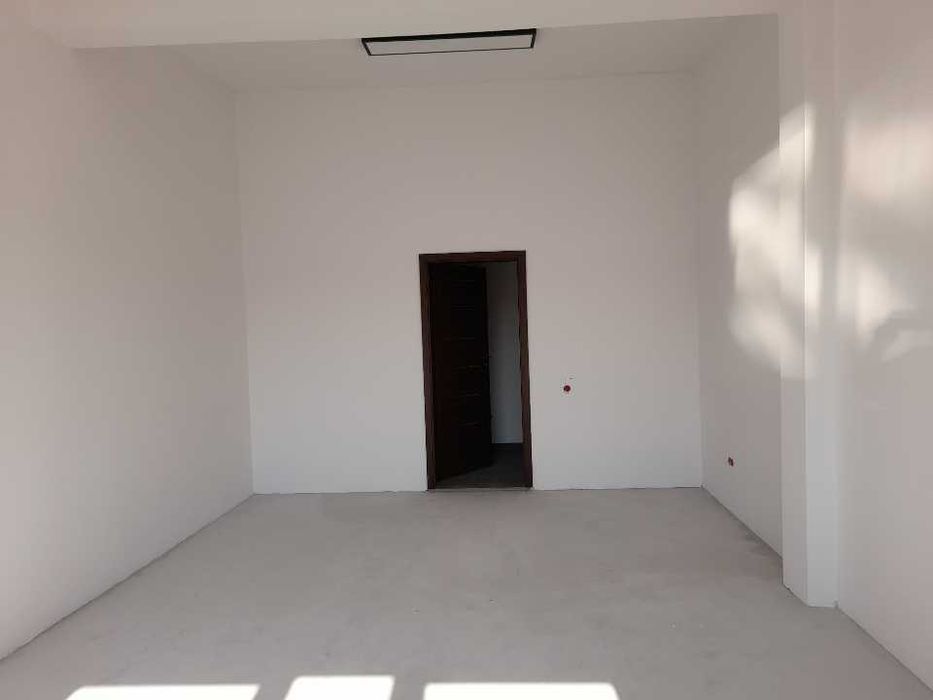 wynajmę ladne biuro 270m2 piętro widne Milanówek mozliwośc hostelu