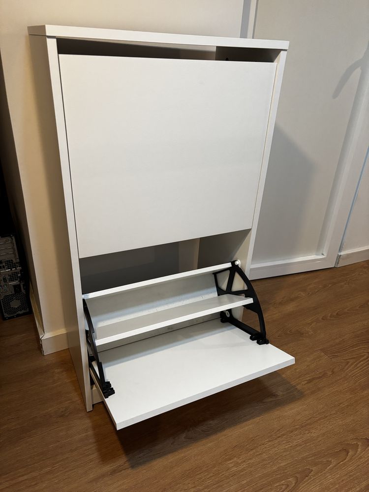 Sapateira ikea BISSA