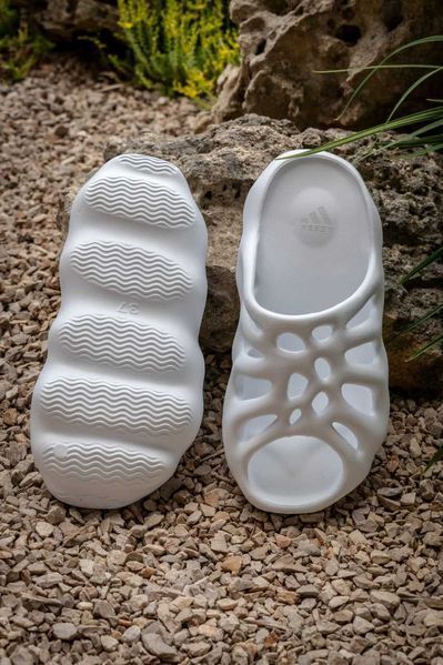 Шлепанцы Adidas Yeezy 450 Slides шлепки адидас изи шльопанці адідас