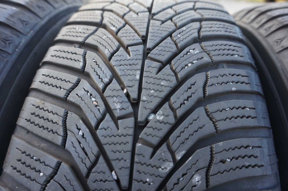 Ford KUGA _ KOŁA ZIMOWE_  felgi z oponami zimowymi 215/65R16