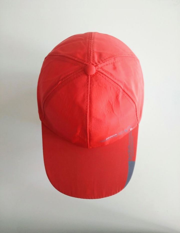 SPORTS CAP/Czapka z Daszkiem.