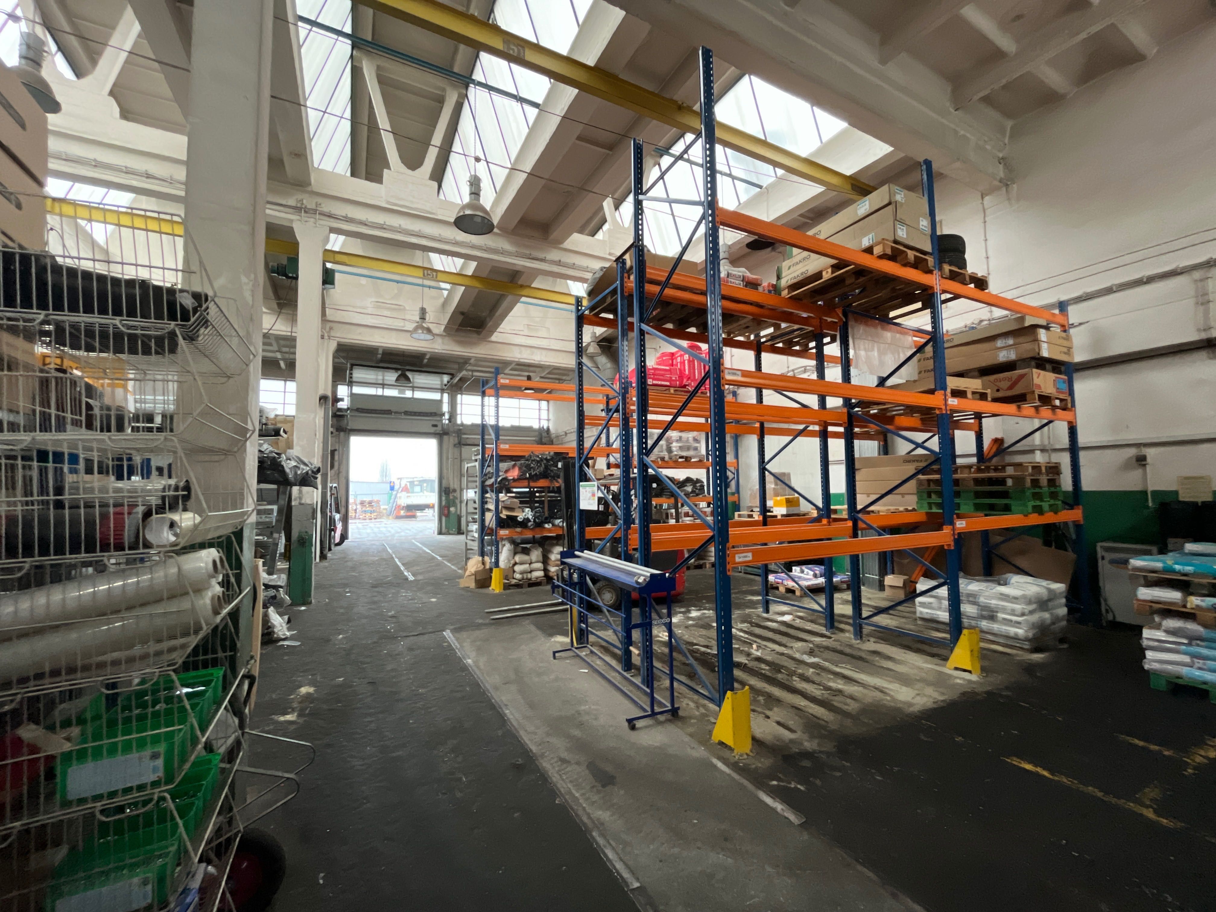 Hala magazynowa – 324 m², ul. Chrobrego, 5 min od centrum Torunia!