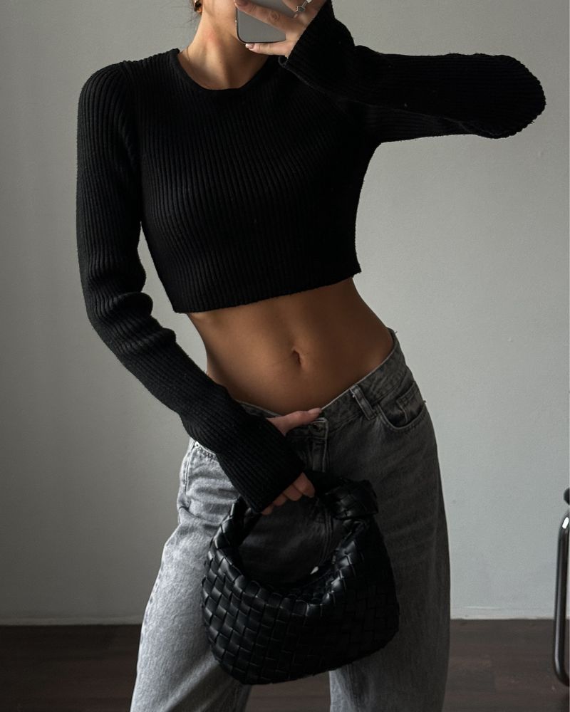 вʼязаний топ Causetume