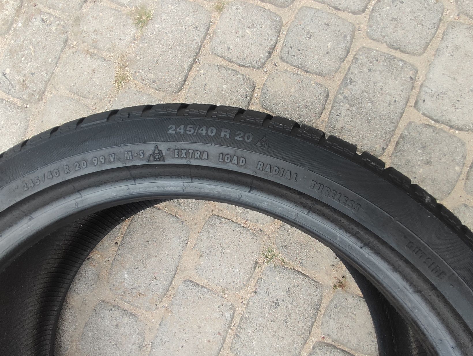245.40.20 dwie opony zimowe Continental ContiWinterContact TS830P