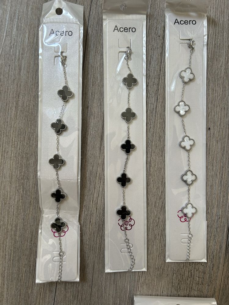 pulseiras e colares van cleef