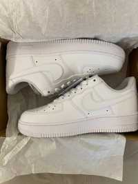 Кросівки Nike Air Force 1 білі 38-45