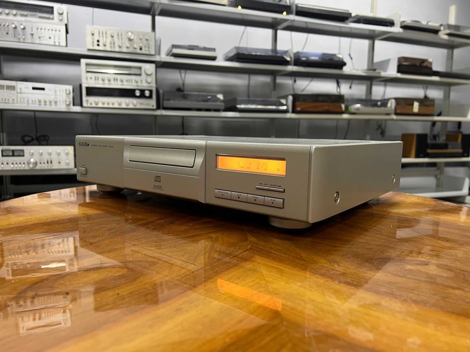 Odtwarzacz płyt CD Technics SL-E10 Audio Room