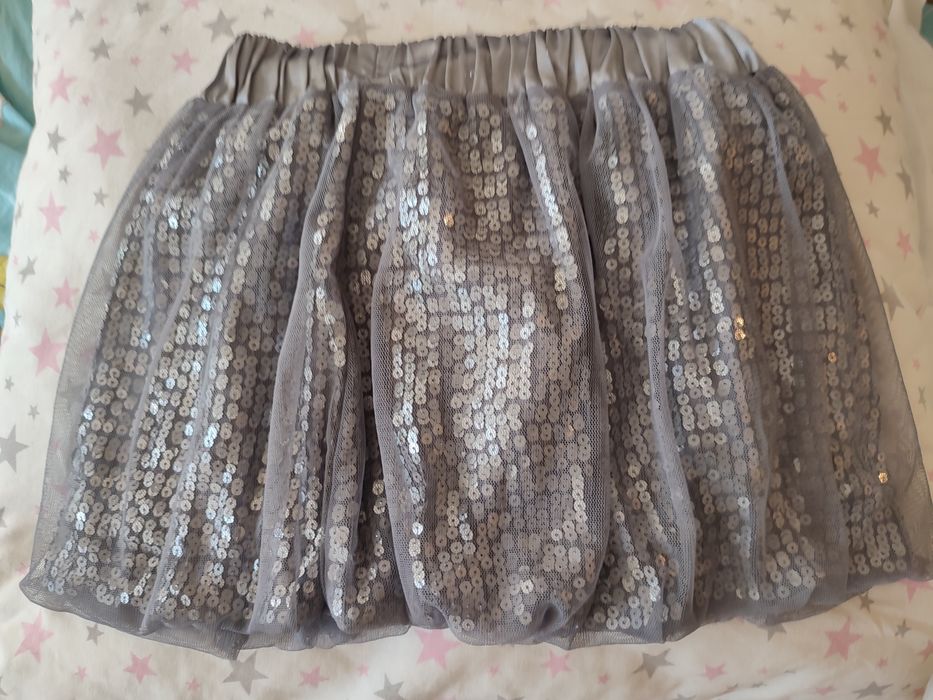 Spódniczka cekinowa 4/5 lat