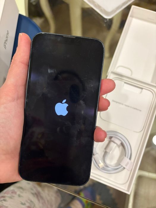 iPhone 13 128GB midnight