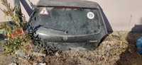 Кришка багажника Mazda 323F 2003h (BJ) після ДТП