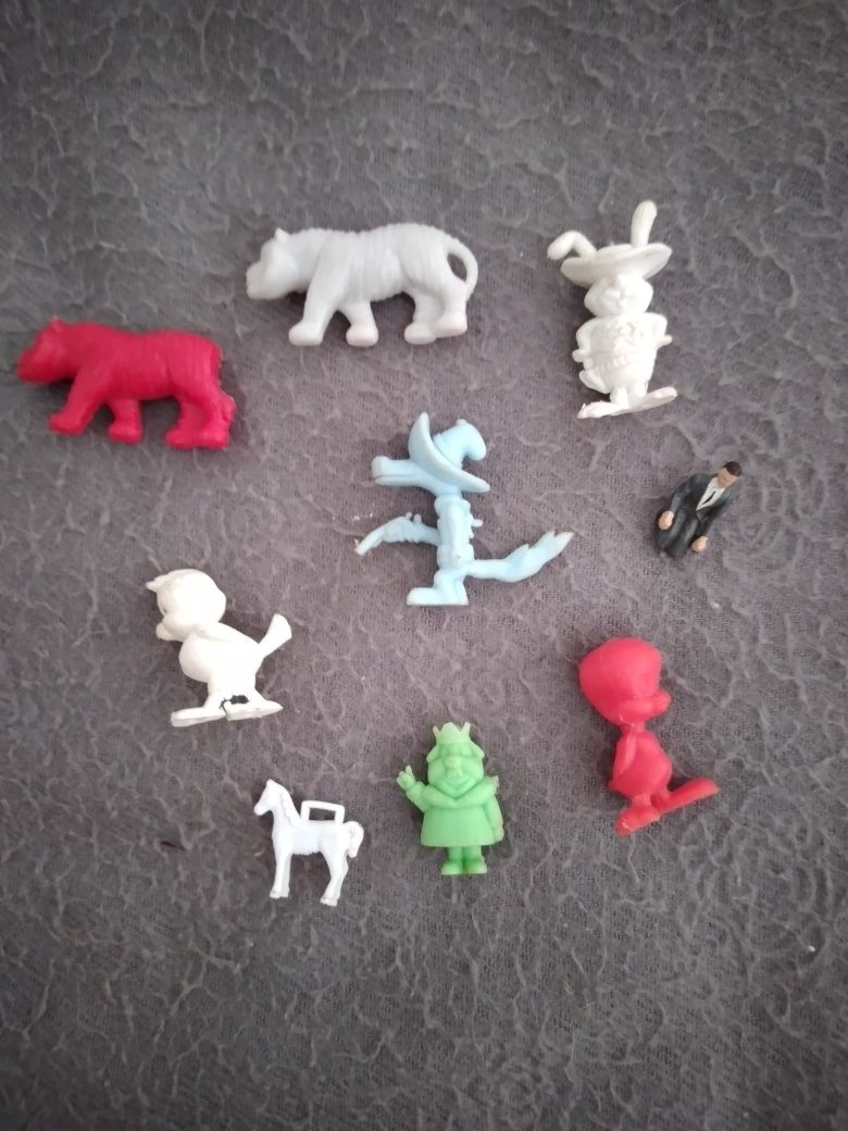 Mini-Bonecos Monocromáticos