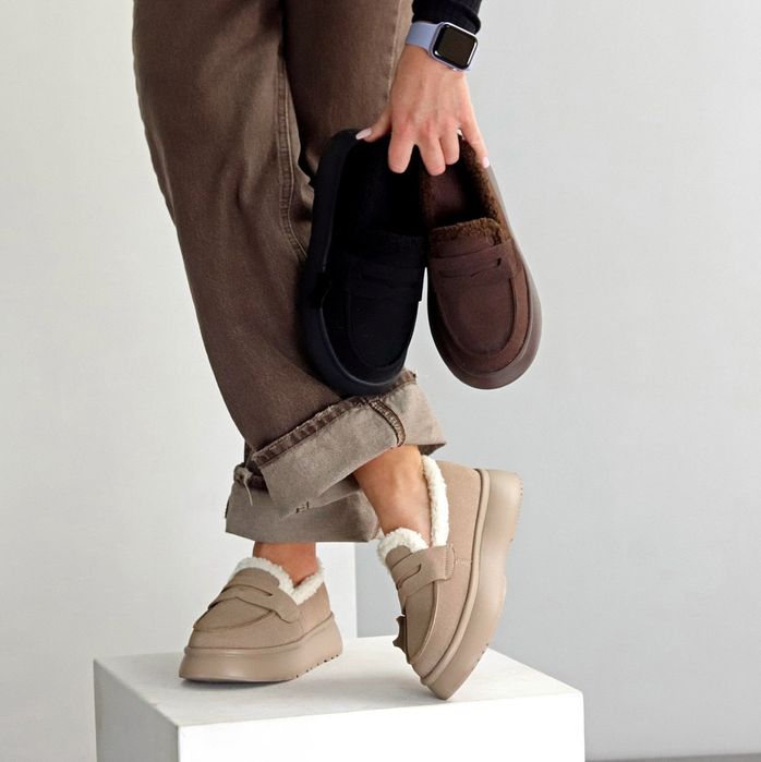 Жіночі шкіряні зимові черевики автоледі в кольорах