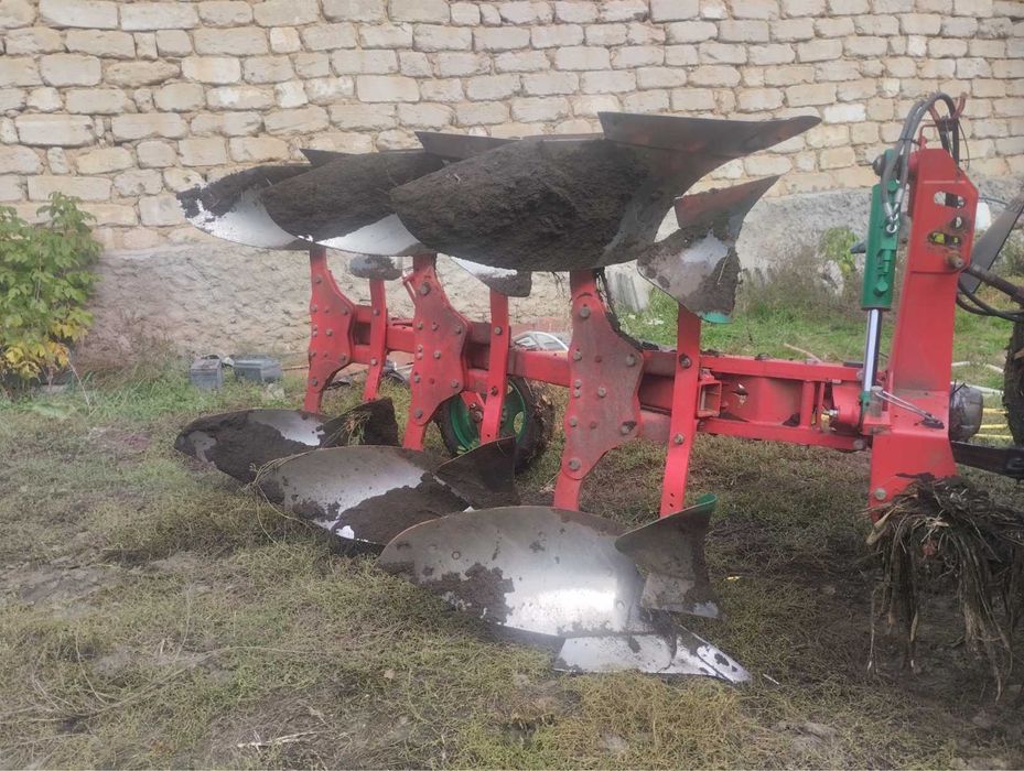 Плуг обертовий АгроМаш