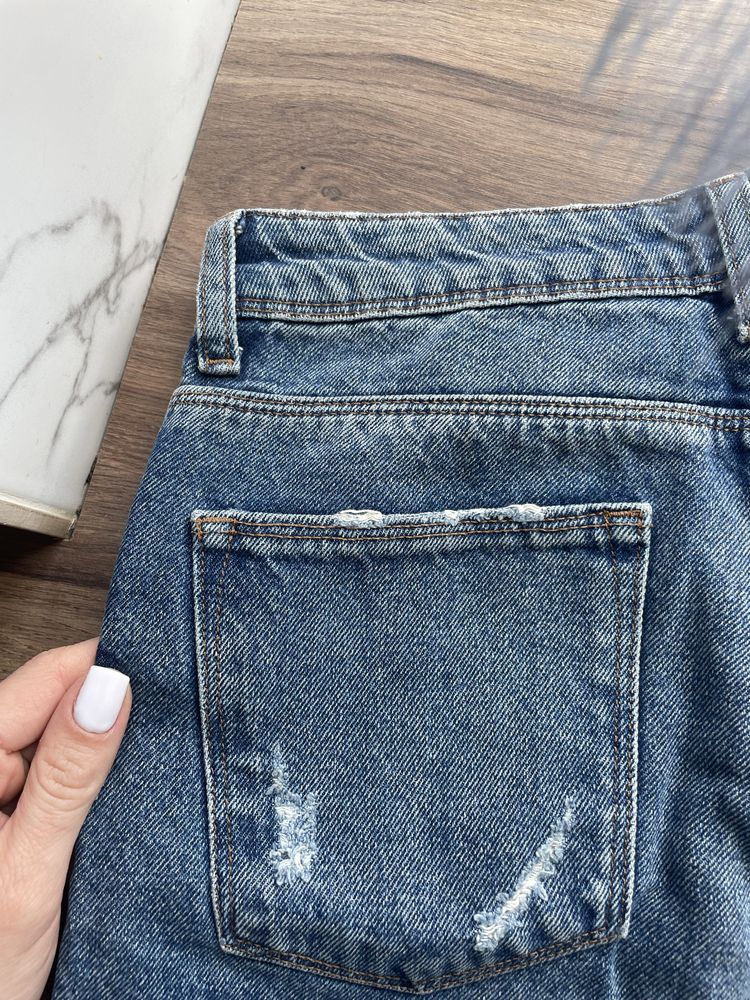 Жіночі джинси mom colins