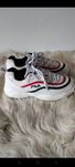 Damskie buty sportowe Fila w rozmiarze 40/26,5cm