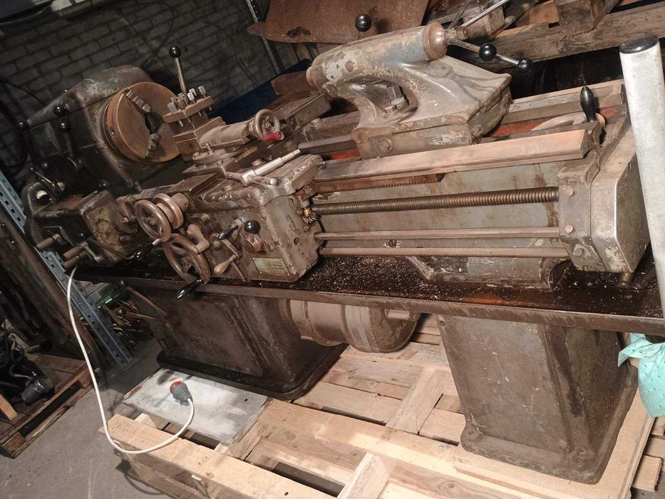 tokarka, tokarka do metalu, tokarka uniwersalna