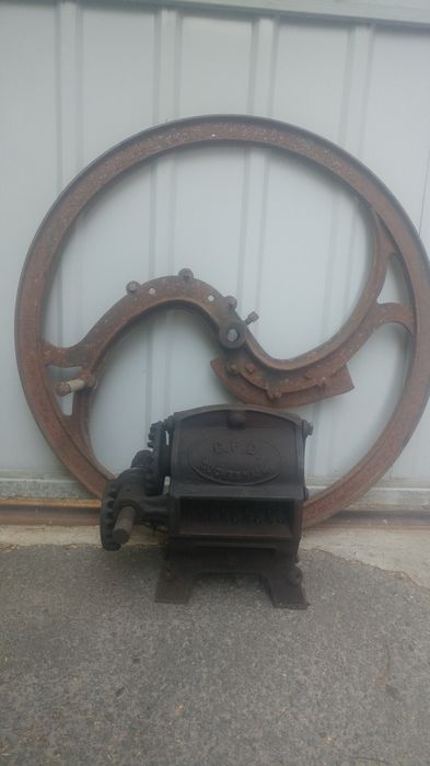 Крупорушка сичкарка антикварная Нидерланды 19й век рабочая 90см 50кг