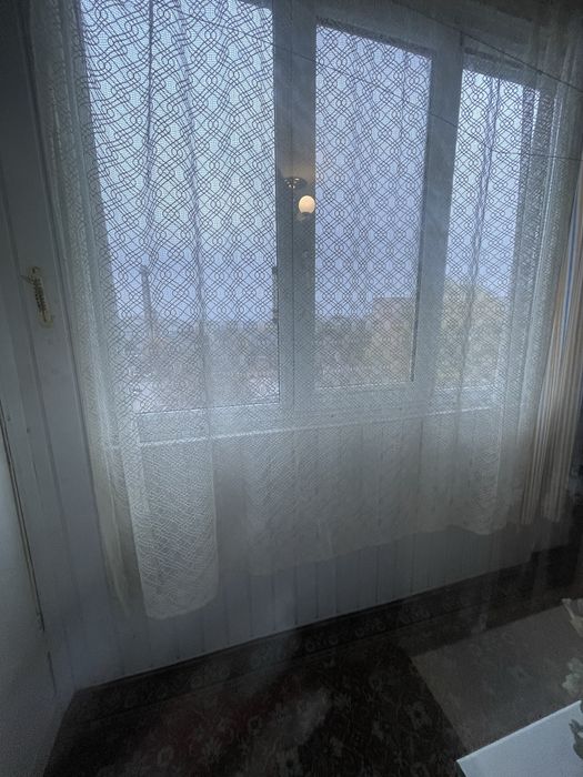 Сдам 1к кв.Средний 5й этаж.Кирпичный дом.Тополь