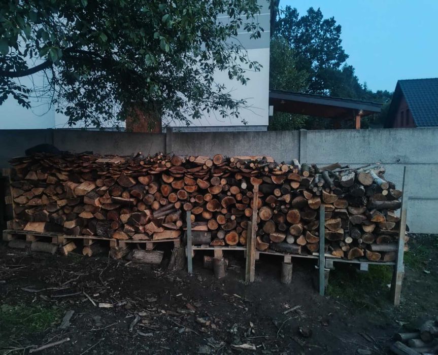 Drewno owocowe w kawałkach