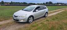 Opel Astra Opel Astra J IV Kombi 110KM Klima 2011rok