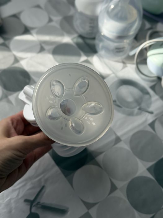 Електронний молоковідсмоктувач