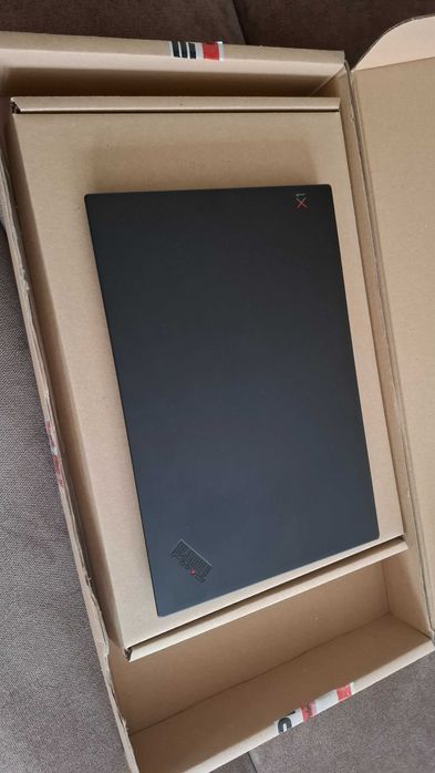 Lenovo ThinkPad X1 Carbon gen 6, i5-8350 8/256, jak NOWY