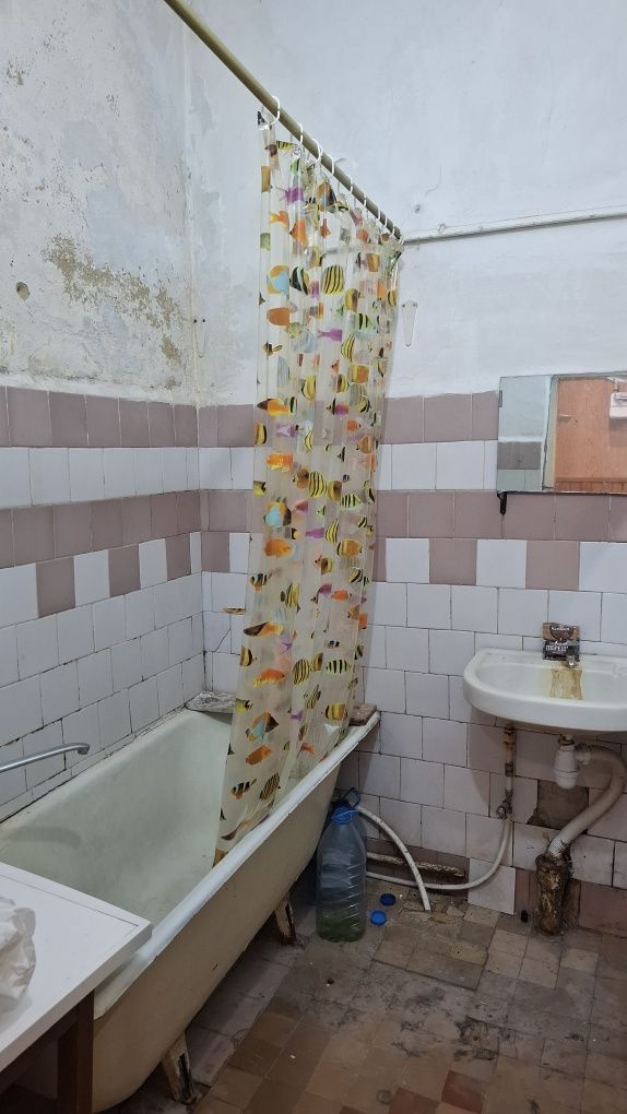 1 кімнатна в центрі з котлом