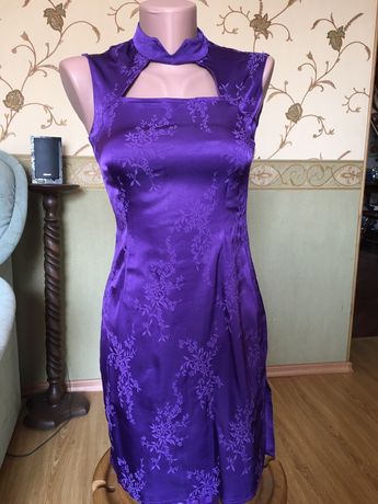 Сукня в східному стилі фіолетова