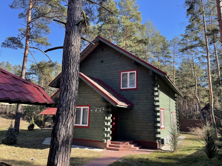 Greenhouse-автономний, в лісі, річка, на 8-10 осіб