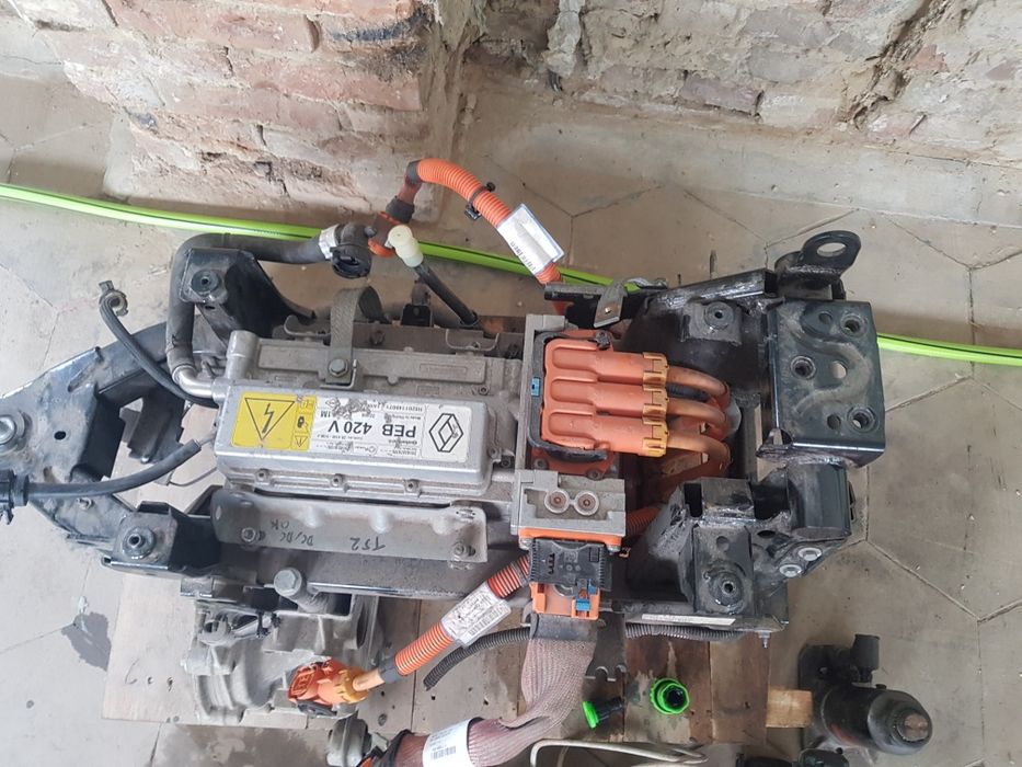 Мотор з коробкою рено зоє renault reno zoe