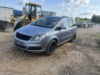 2008 Opel Zafira B 1.8 Z163 / Na części
