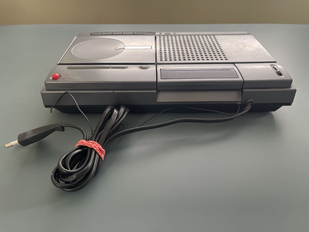 Odtwarzacz kaset i radio PHILIPS AJ3800 Clockradio Cassette Recorder