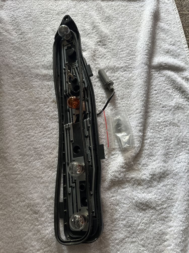 Listwa elektryczna do lampy ty prawy Doblo/Combo