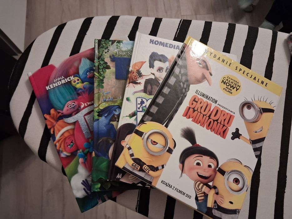 Płyty dvd różne bajki