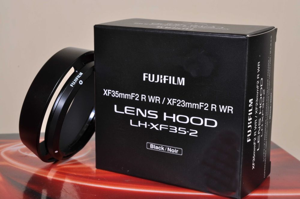 Parasol metálico Fuji para XF 16mm F: 1.4 WR. Novo.