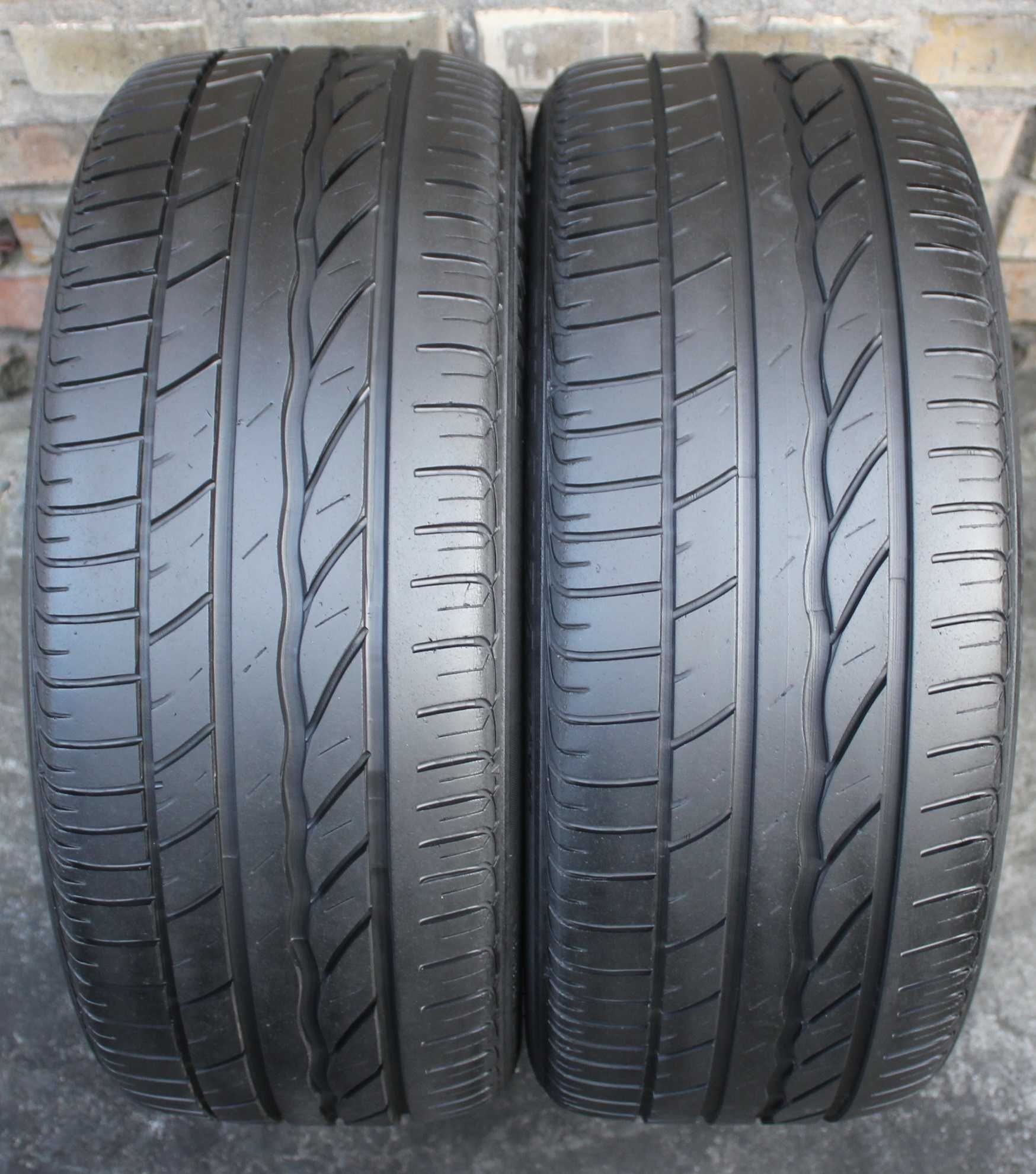 Літні шини, літня резина 215/45/R16 Bridgestone Turanza, France