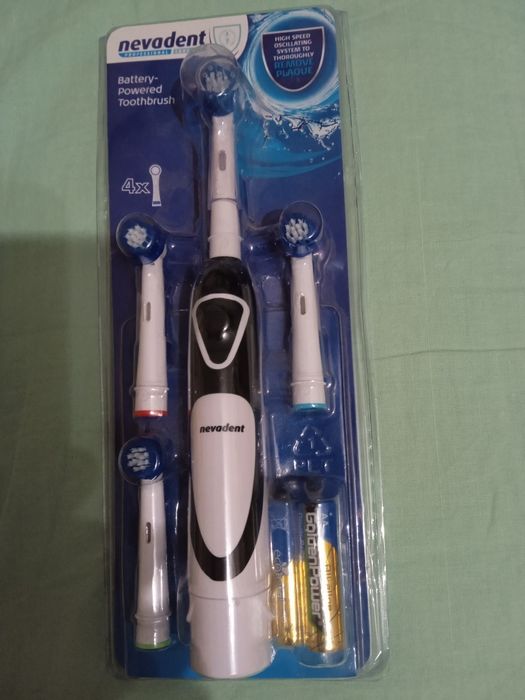 Szczoteczka do zębów Nevadent kpl na baterie