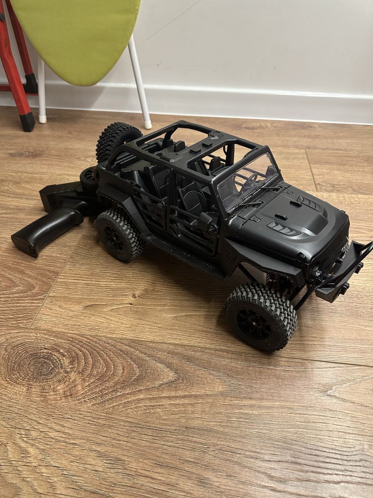 Машинка на радіокеруванні Mn128 1:12 Jeep Wrangler Crawler не traxxas