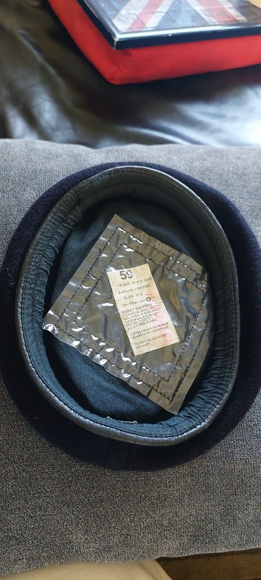 Boina (Beret) - Cocar Militar Edição original