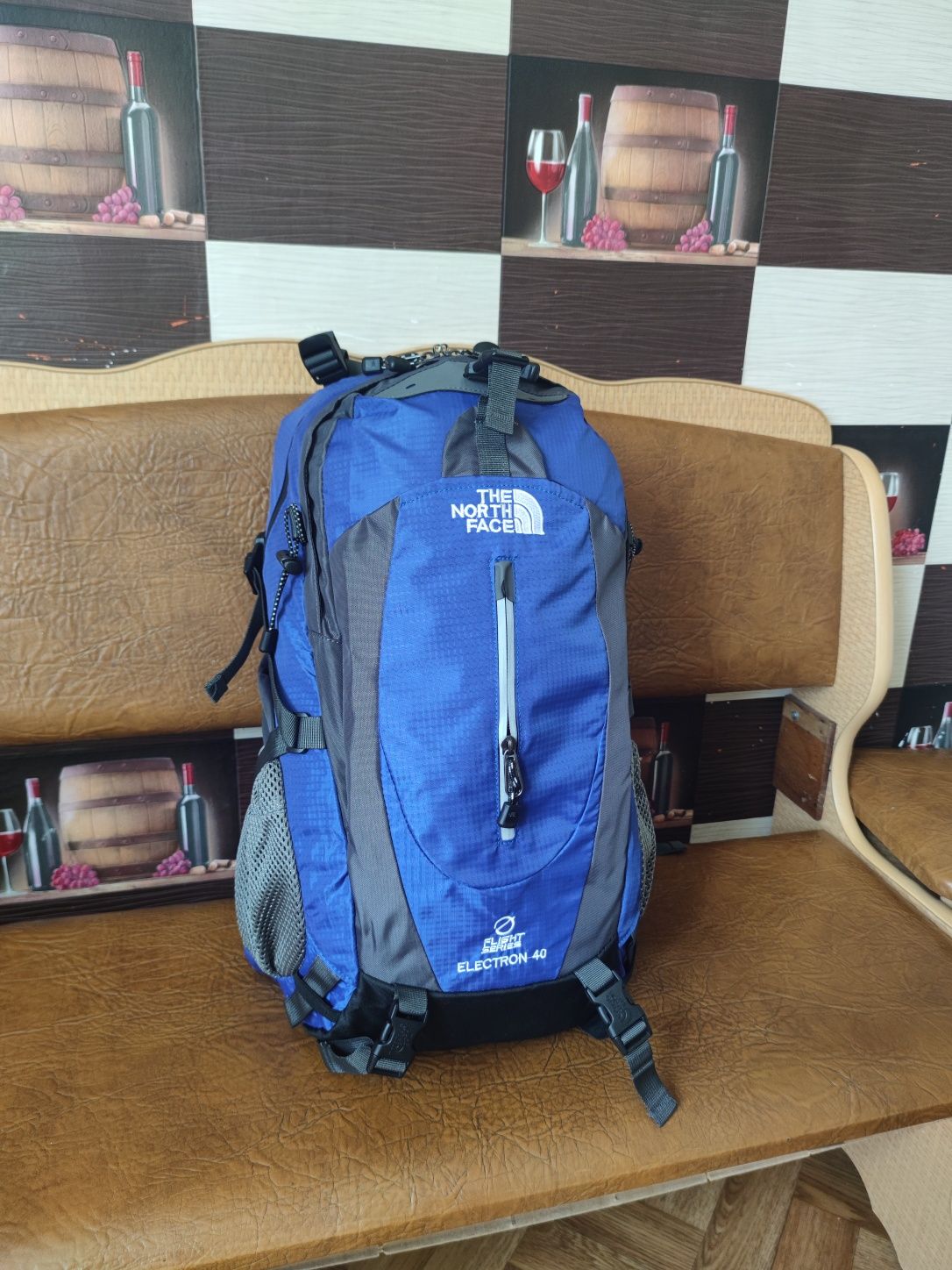 Рюкзак The North Face 40 l вело-рюкзак вентилируемая спинка каркасная