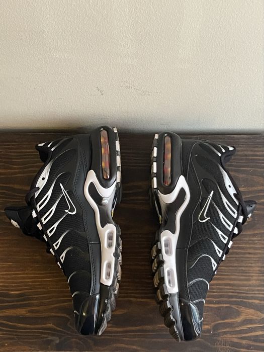 Nike Tn Venom Preto Branco